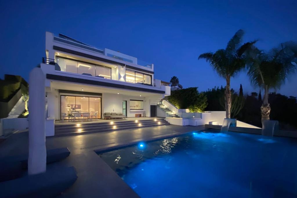 Real Estate 4 Bedroom Luxury Detached House For Sale In Paphos Cyprus